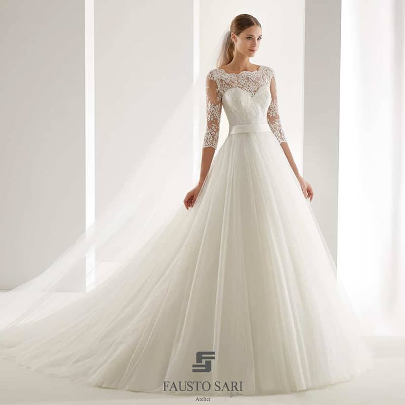 Abito da sposa collezione Aurora con cintura in raso