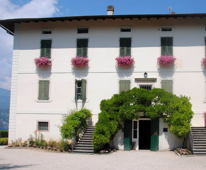 location matrimonio villa taxis trento